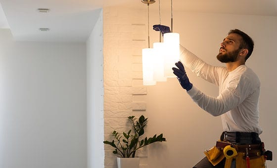 Elektroarbeiten Hamburg – Elektriker Partnerbetrieb RAUMWERQ Innenausbau Komplettsanierung