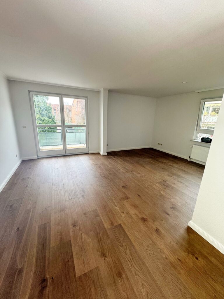 Wände streichen Hamburg – hochwertige Wandfarbe Klasse 1 RAUMWERQ Innenausbau